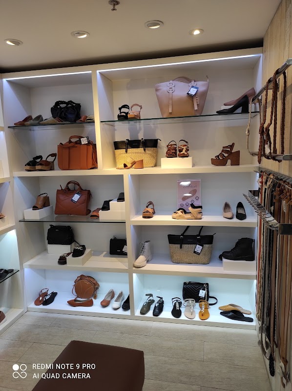 Sonho dos Pés - Shopping Praia da Costa - Calçados em Praia da Costa, Vila Velha/ES - Foto 3