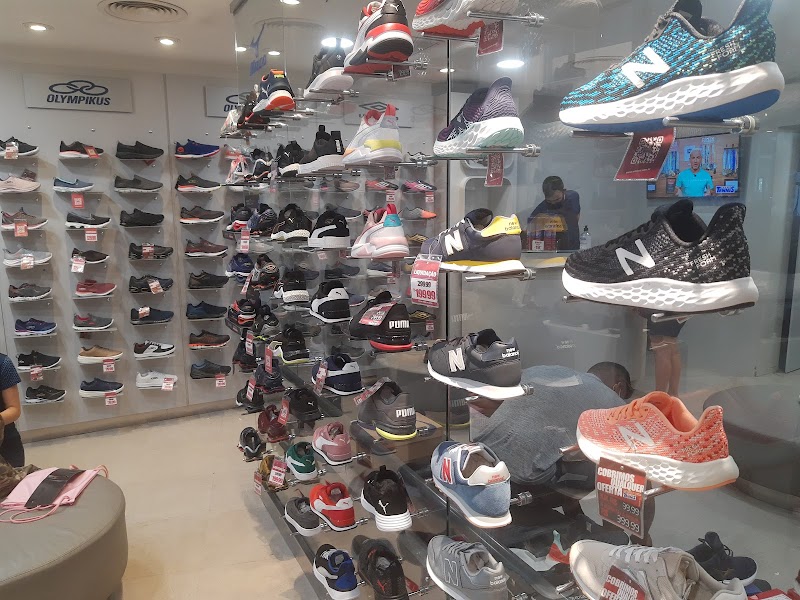 World Tennis - Calçados em Praia da Costa, Vila Velha/ES - Foto 4