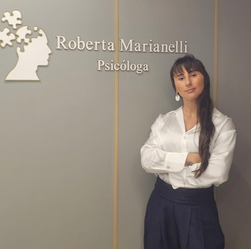 Psicóloga perto de mim, Roberta Marianelli - Clínica Médica em Praia da Costa, Vila Velha/ES - Foto 3