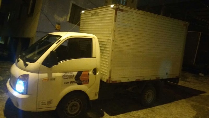 Crulhe Express Transportes - geral em Ilha das Flores, Vila Velha/ES - Foto 2