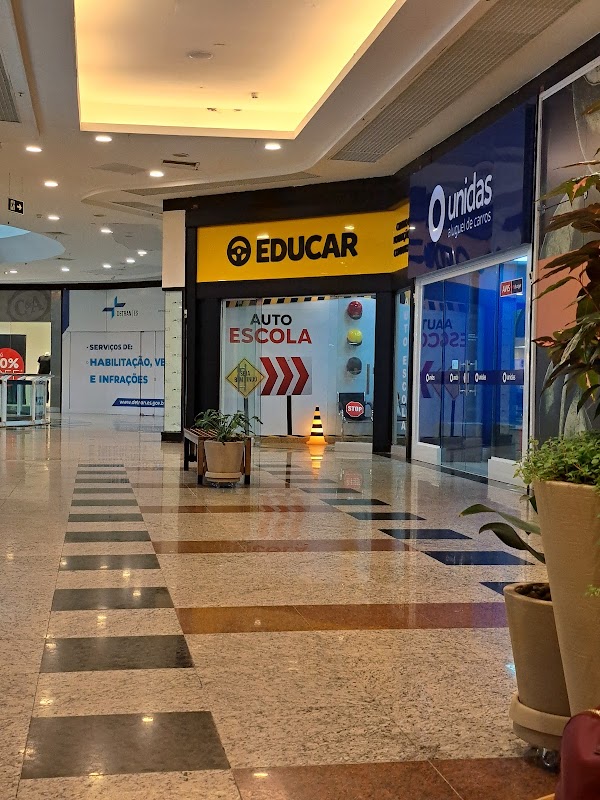 Autoescola CFC Educar Praia da Costa - geral em Praia da Costa, Vila Velha/ES - Foto 2