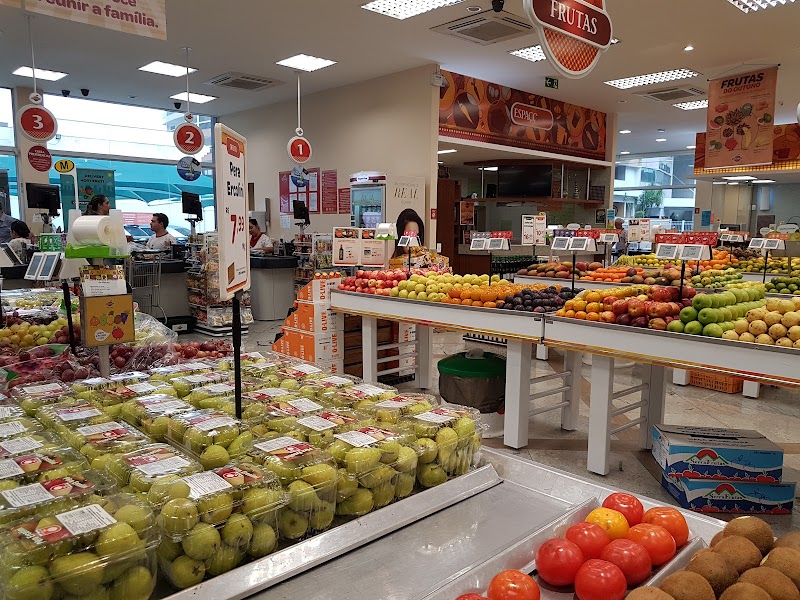 Hortifruti l Frutas, legumes, verduras, saladas, açougue, peixaria e bebidas - geral em Praia da Costa, Vila Velha/ES - Foto 2