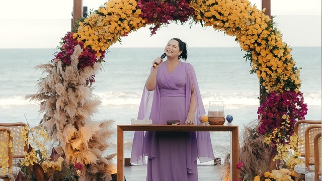 Janine Bessa Celebrante de Casamento Memorável