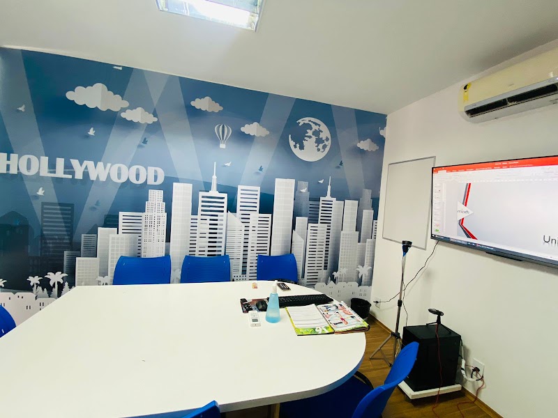 Minds English School - geral em Praia da Costa, Vila Velha/ES - Foto 2