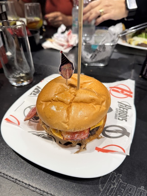 Heróis Burger - Hamburgueria em Praia da Costa, Vila Velha/ES - Foto 4