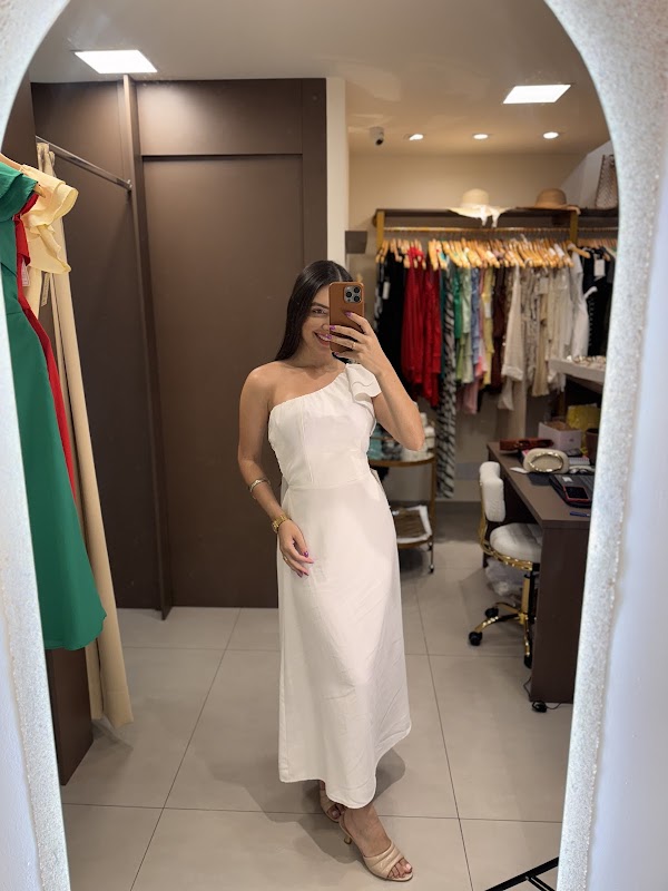 Isa Gusmão Praia da Costa - Loja de Roupas em Praia da Costa, Vila Velha/ES - Foto 3